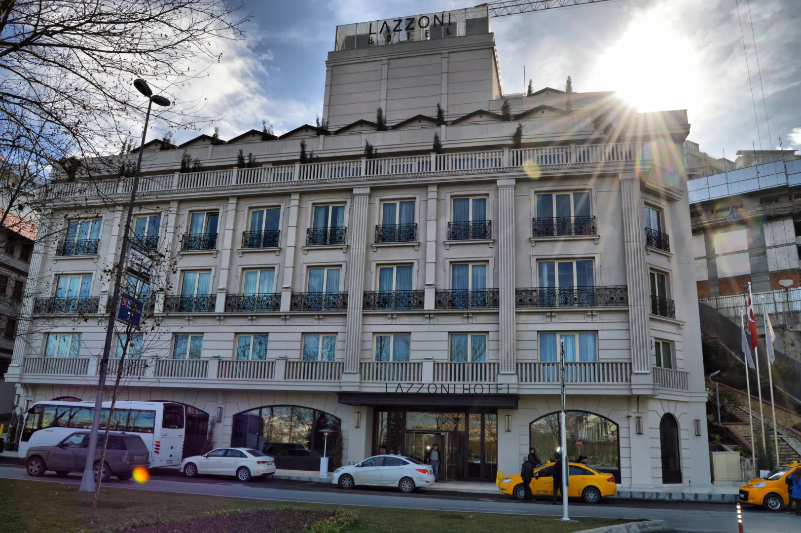 Lazzoni Hotel
